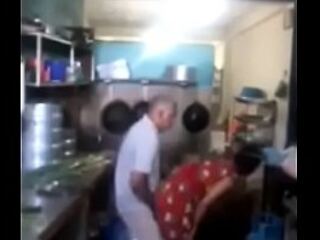 Srilankan chacha bonking his maid to kitchenette